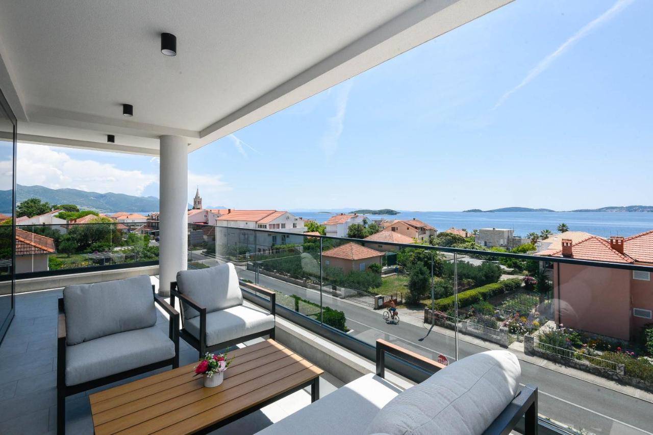 Sunny Day Luxury Holiday Apartments Orebic Exterior photo